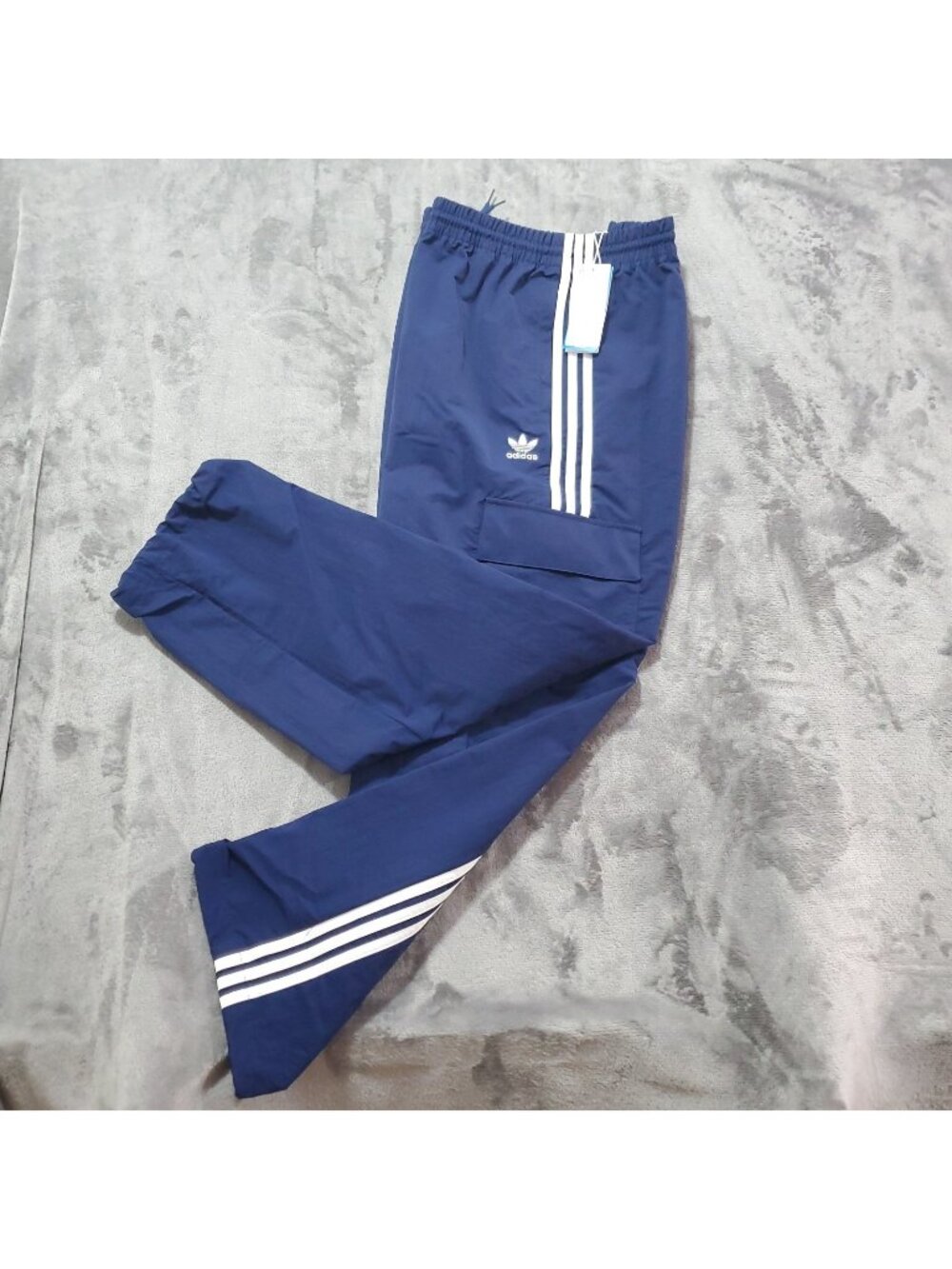 Adidas Originals HR3362 3S Cargo Mens Track Pants Size L Blue Gym Athletic NEW
